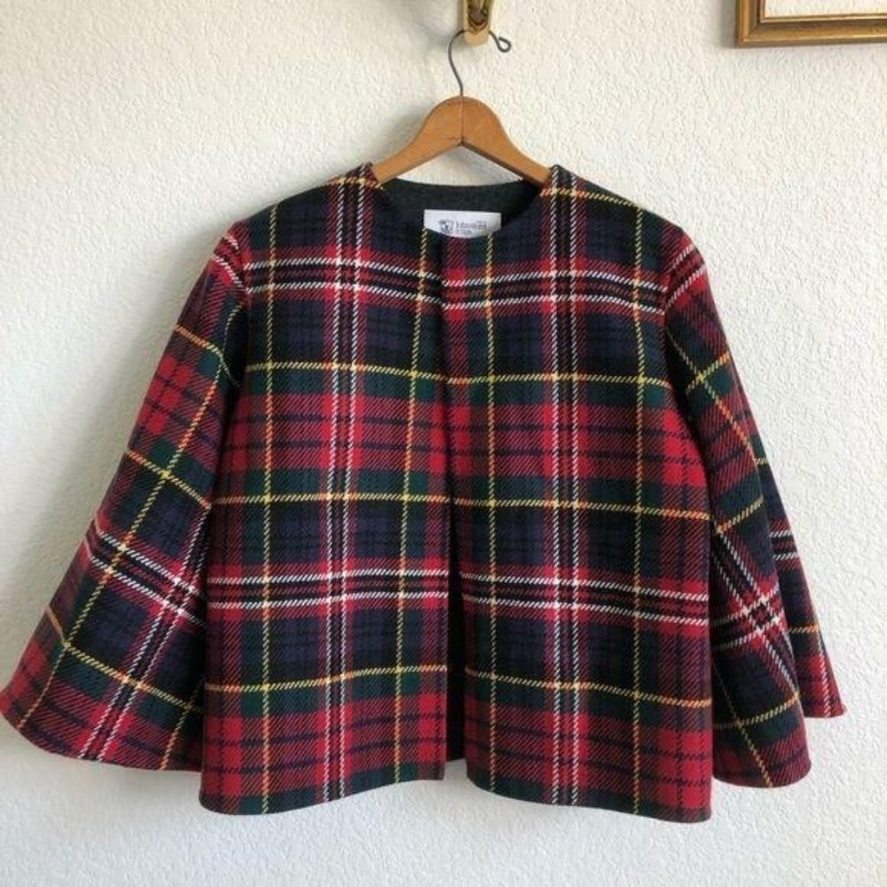 Johnstons of Elgin X Private White V.C. Tartan Bla